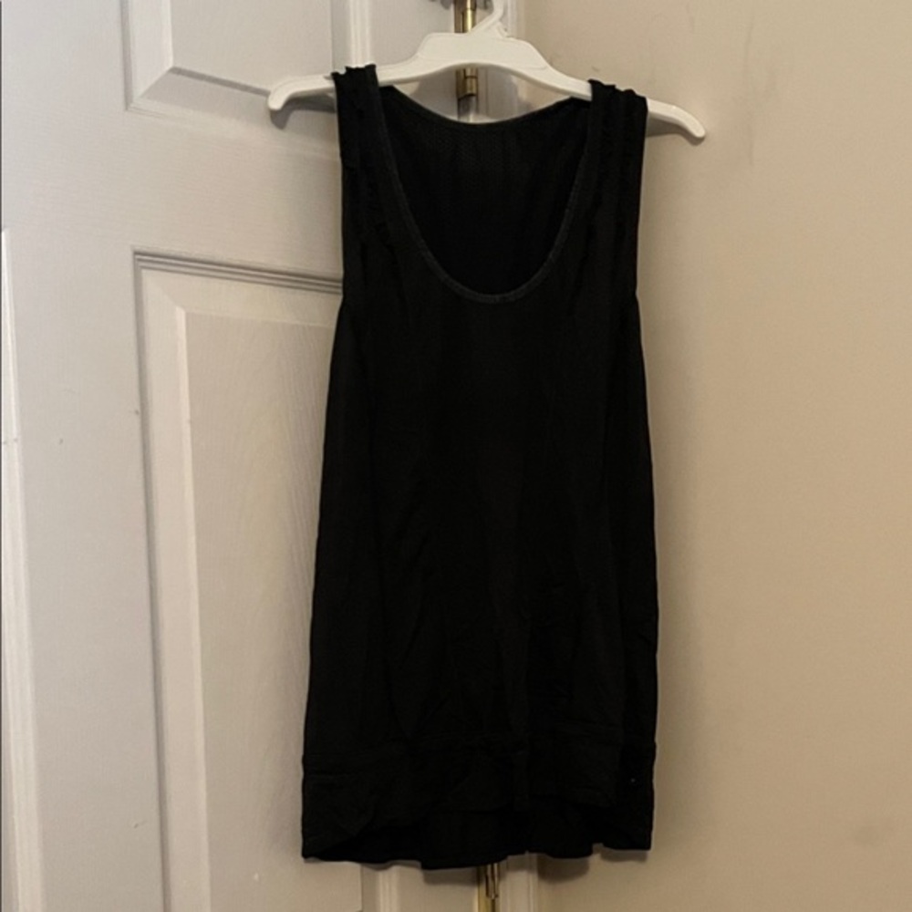 Lululemon Athletica Black Tank Top Pleated